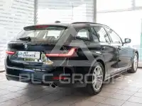 2023 BMW 318