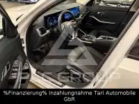 2023 BMW 318