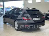 2023 BMW 318