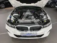 2023 BMW 318