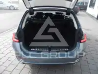 2023 BMW 318