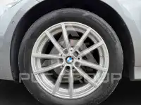 2023 BMW 318