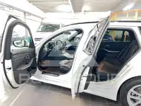 2023 BMW 318