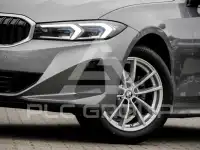 2023 BMW 318