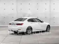 2023 BMW 318