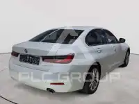 2023 BMW 318