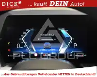 2023 BMW 220