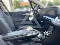 2023 BMW 220