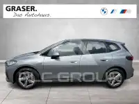 2023 BMW 220