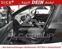 2023 BMW 220