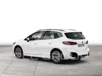 2023 BMW 218