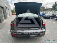 2023 Audi A8
