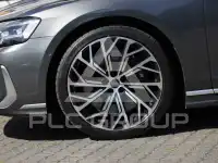 2023 Audi S8