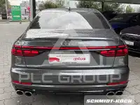 2023 Audi S8
