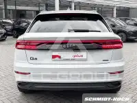 2023 Audi Q8