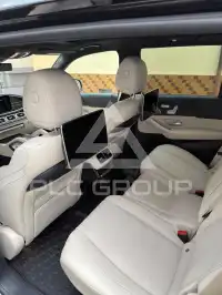 2023 Mercedes Benz GLS 400