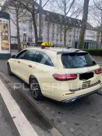 2023 Mercedes Benz E 220