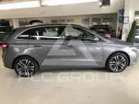 2023 Mercedes Benz B 180