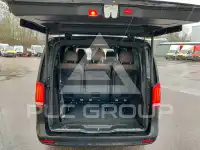 2023 Mercedes Benz V 300