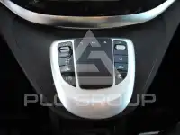 2023 Mercedes Benz V 300