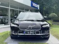2023 Volvo V90