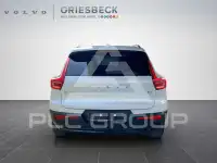 2023 Volvo XC40