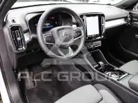 2023 Volvo XC40