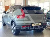 2023 Volvo XC40