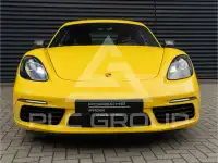 2023 Porsche Cayman