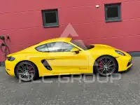 2023 Porsche Cayman