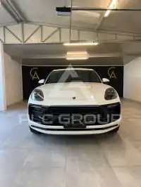 2023 Porsche MACAN