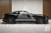 2023 Aston Martin DBS