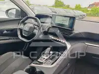 2023 Peugeot 5008