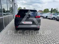 2023 Peugeot 5008
