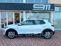 2023 KIA Stonic