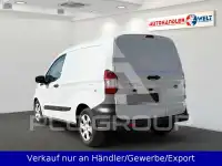 2023 Ford Tourneo