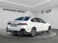 2024 BMW I5