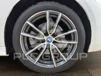 2024 BMW 320