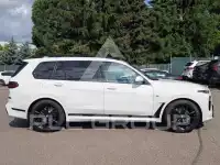 2024 BMW X7