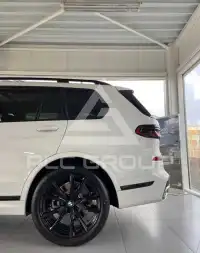 2024 BMW X7