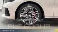 2024 BMW 520