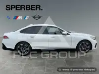 2024 BMW 520