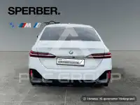 2024 BMW 520