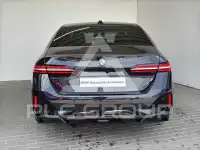 2024 BMW 520