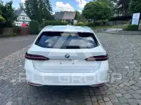 2024 BMW 520