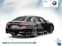 2024 BMW 520