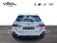 2024 BMW 520