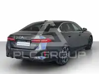 2024 BMW 520
