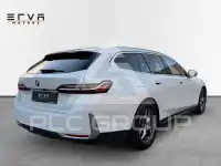 2024 BMW 520