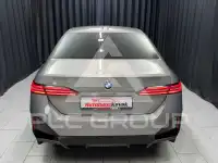 2024 BMW 520